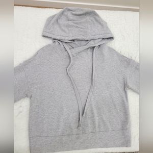 Alo Small Hooded Pull-over